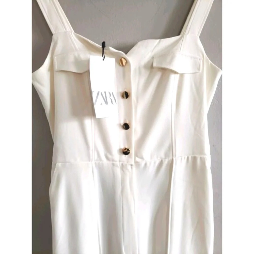 ZARA Jumpsuit Women's Small Cream Gold Buttons Belted Wide Leg Pockets N… - Picture 2 of 8